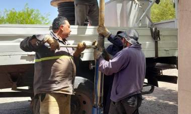 “El Gobierno de La Rioja refuerza el mantenimiento del sistema hídrico en distintos departamentos de la Provincia ante la emergencia por sequía”