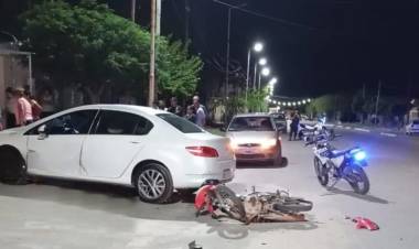 Chepes: siniestro vial deja una motociclista hospitalizada tras colisión