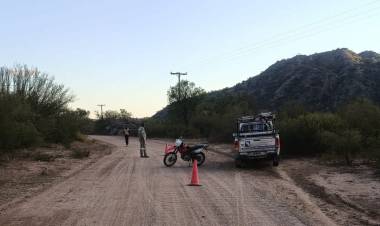 Adolescente resultó con lesiones leves tras derrapar en motocicleta y chocar contra camioneta de Edelar
