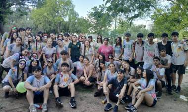 La Secretaría de Salud acompañó a estudiantes en la jornada U.U.D con acciones de prevención y escucha