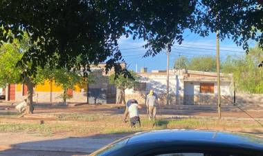 Chepes: Trabajos de drenaje y relevamiento de daños tras la tormenta