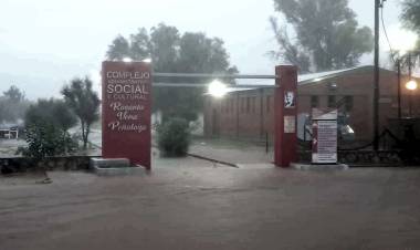 Intensa lluvia provoco graves inundaciones en Chepes