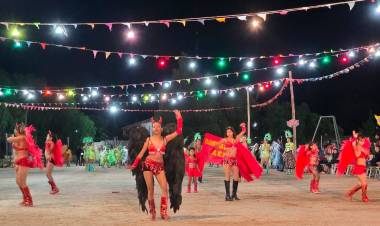 Éxito y algarabía en los carnavales del Club Sportivo Barrio Belgrano de Chepes
