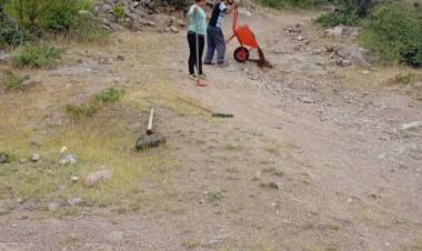 Trabajos de mejoramiento en caminos vecinales