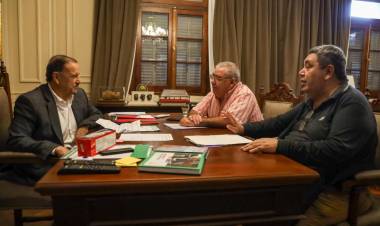 Derechos Humanos presentó a Quintela la agenda por los 50 años del golpe de Estado