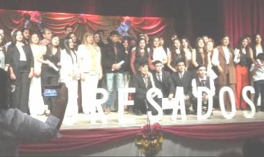 Emotivo acto de graduación en el ISFD “Esmeralda Fernández Zárate Aguilar”