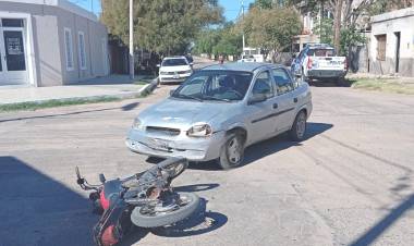 Chepes: Adolescente resultó herido tras un choque en moto sin casco