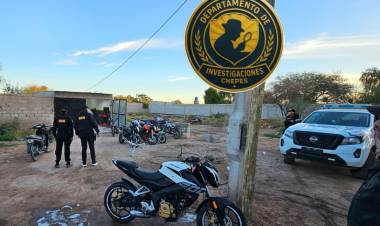 Control policial en talleres mecánicos de Chepes: inspección en barrio Kolping