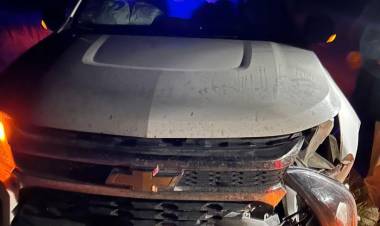 Ulapes: violento choque contra un animal suelto en ruta 79 dejó importantes daños