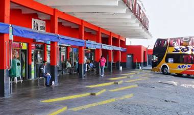 Demoraron a un hombre acusado de realizar exhibicionismo frente a dos niñas en la Terminal de Chepes