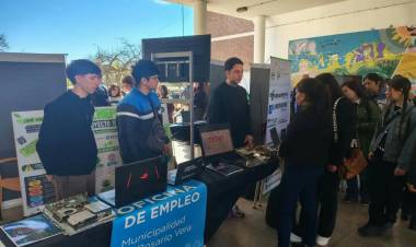 Jóvenes de Chepes fueron reconocidos en el Encuentro Provincial de TecnoEmpleo 2026