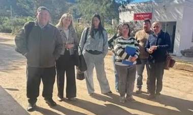 Ambil: Tras dos semanas de reclamos, los padres acordaron retomar las clases en la Escuela N.º 156