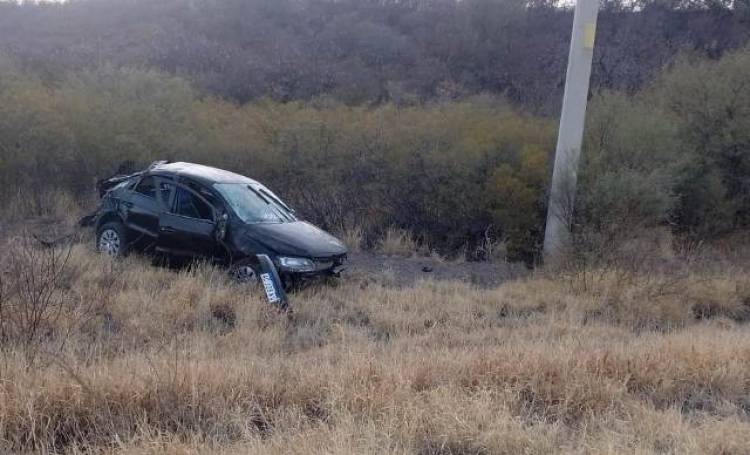 Ñoqueves: Accidente de tránsito sobre R-29 con tres heridos de consideración.