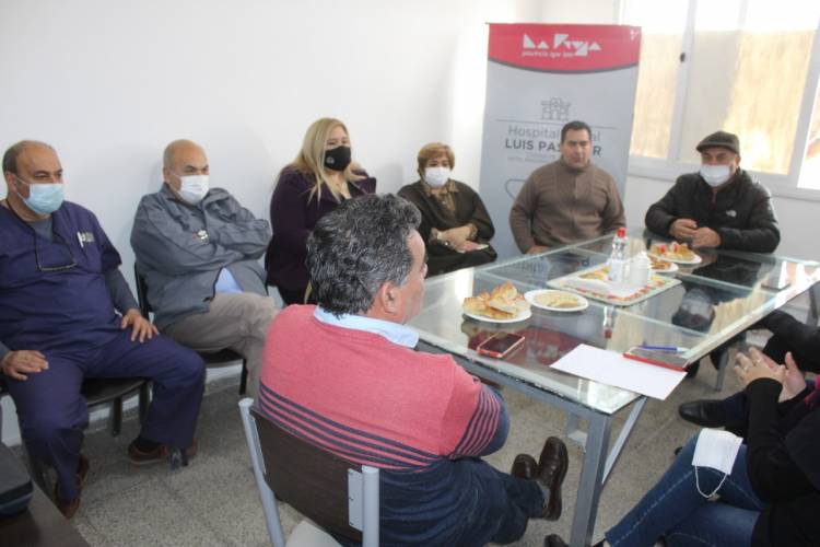 Zona Sanitaria VI: Campaña de vacunacion nacional y camion mamografo movil.