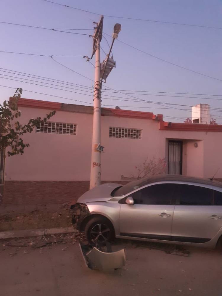 La Rioja: Corte de luz en todo el Barrio Facundo Quiroga a raíz de un accidente de tránsito.