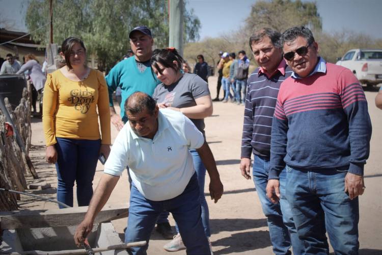 Distrito San Isidro: Gobierno Municipal inauguro acueducto del paraje La Laja-Los Lagarcitos.