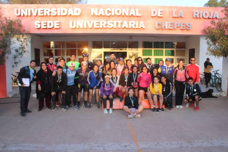 A Todo Pedal: se realizo la carrera de MTB organizada por la UnLaR Sede Chepes.