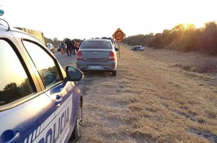 Choque en Cruz del Eje donde murió un riojano: “El conductor del otro auto está muy grave”.