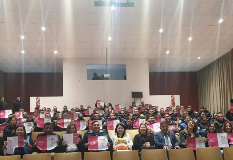 Dictaron una charla sobre trata de personas.