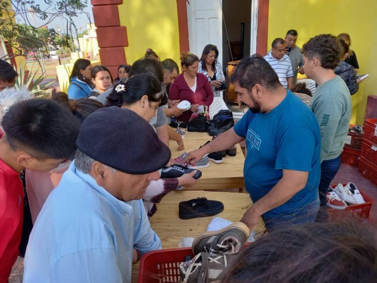 Chepes: éxito en la feria del mercado artesanal YELPE.