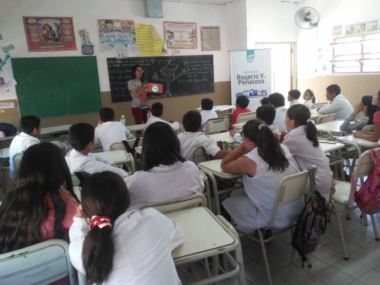 Continuan los talleres de sensibilizacion de separación de residuos en el interior departamental.