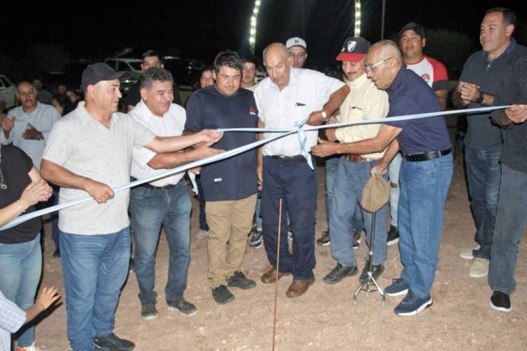 En San Isidro: Inauguran cartel corporeo de ingreso.