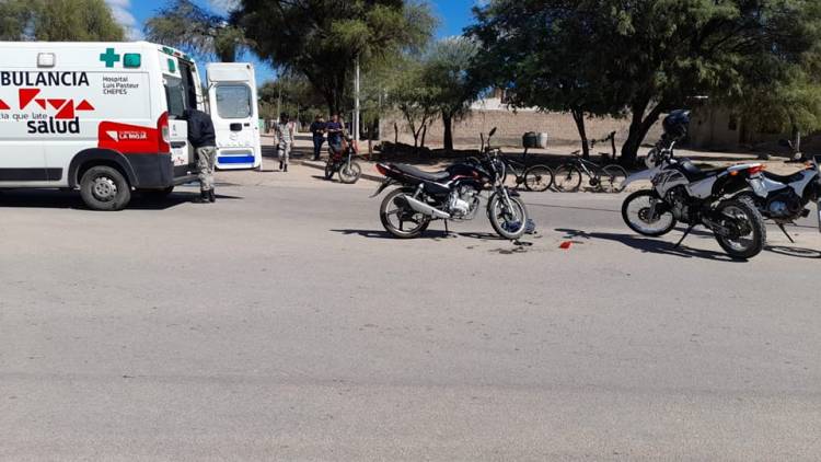 Chepes: Colisión de dos motocicletas en zona norte de la ciudad.