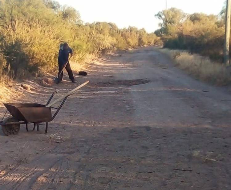 Distrito El Tala: Continua el programa de mantenimiento y reparación de caminos.