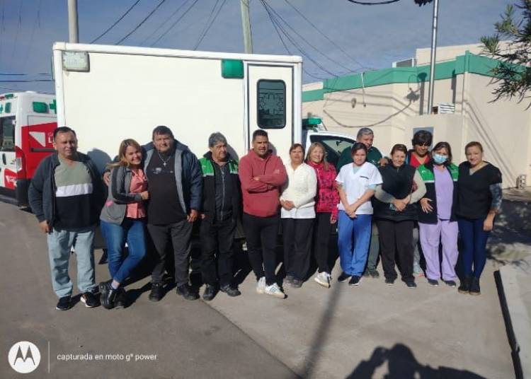 Choferes y enfermeras de Chepes reclaman por la deuda de los viáticos. 