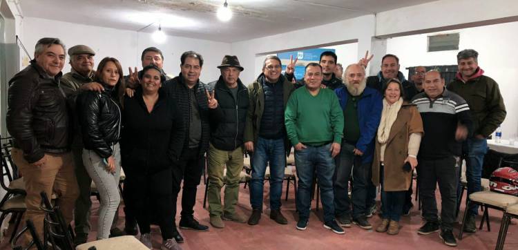 Chepes: Todos los sectores políticos del justicialismo reunidos en la Sede del PJ local.