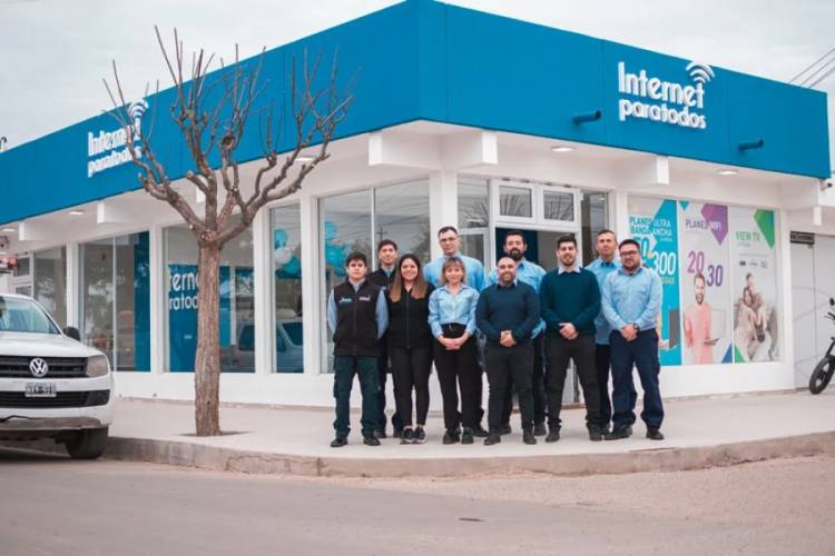 Internet para Todos inauguró oficinas en Chepes.