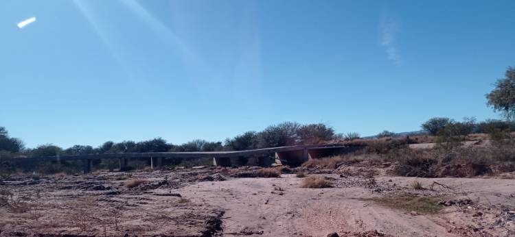 Ricardo Quintela: “El lunes comienza la obra de reconstrucción del puente en el Rio El Telarillo”