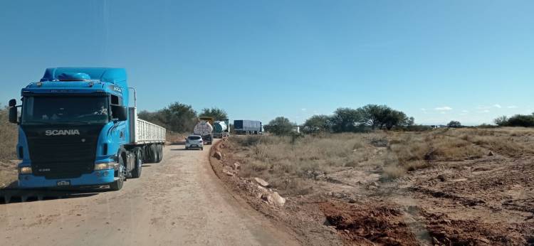 Ricardo Quintela: “El lunes comienza la obra de reconstrucción del puente en el Rio El Telarillo”