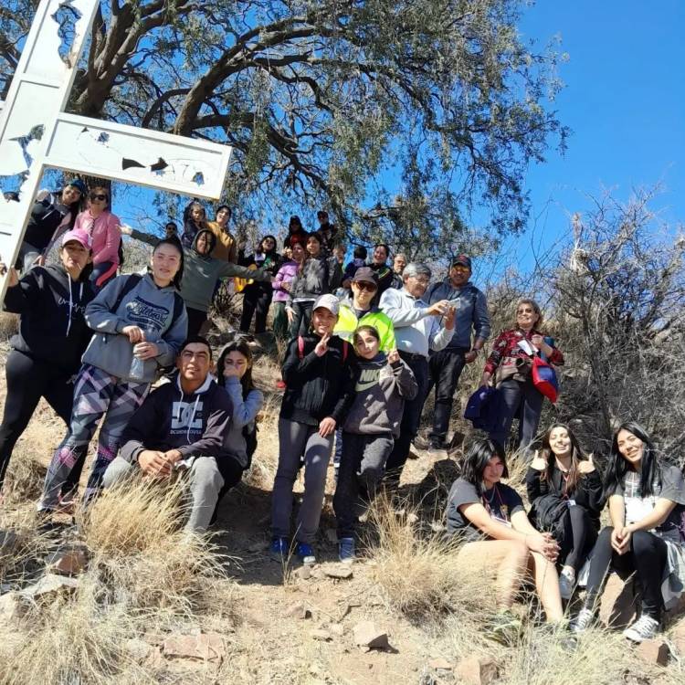 Se realizó el primer Trekking Y Tinkunaco en el cerro de Ñoqueve