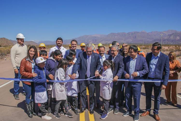 Con la inauguración de la Ruta Provincial N°3 de Catamarca se logrará el desarrollo de los departamentos del norte de la provincia de La Rioja