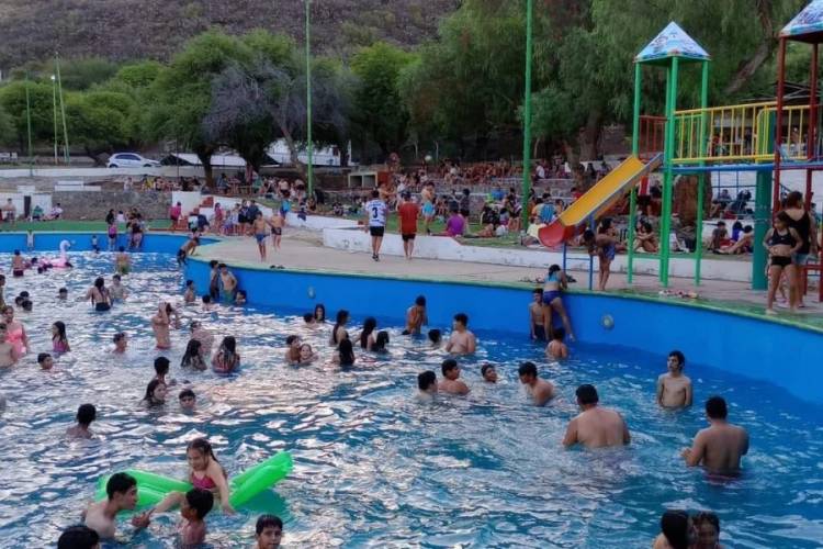 El Balneario de Ulapes arrancó con todo la temporada de verano 2024