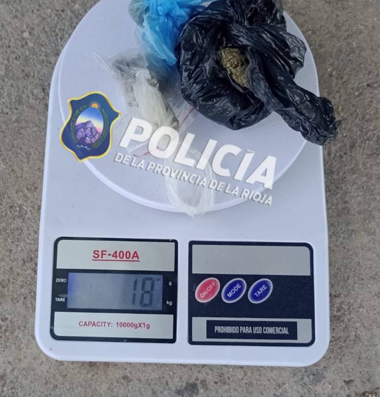 Incautaron sustancia presumiblemente ilegal (marihuana)