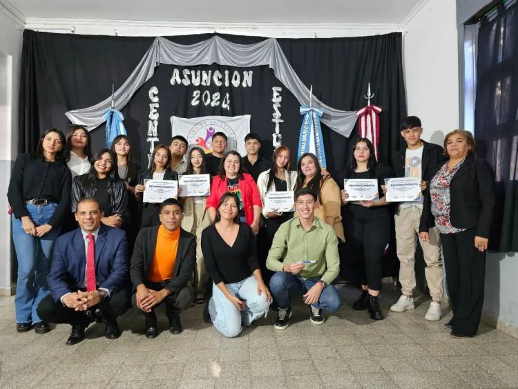 Centro de Estudiantes: fomentando la participación activa de jóvenes en democracia