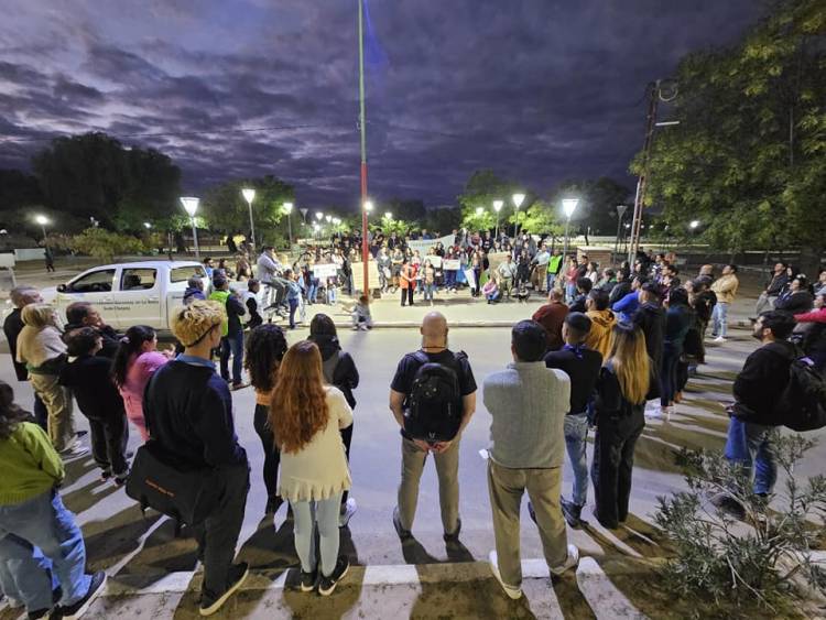 Chepes: marcha en defensa de la educación universitaria pública y gratuita