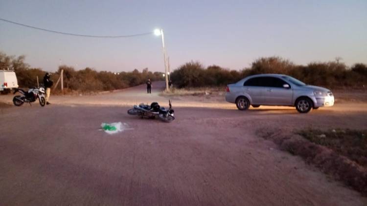 Chepes: una niña y dos adultos heridos, tras derrape en motocicleta