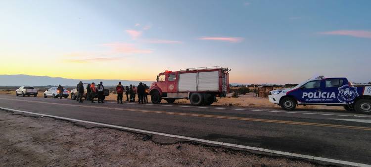 Bomberos Voluntarios de La Rioja colaboran en la búsqueda de una persona en Aimogasta