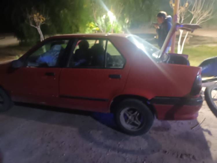 Retuvieron un vehículo que transportaba una motocicleta sin motor ni documentación en Chepes
