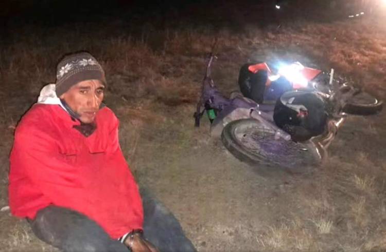 Chañar: un hombre robó una moto y fue detenido a pocos kilómetros del pueblo