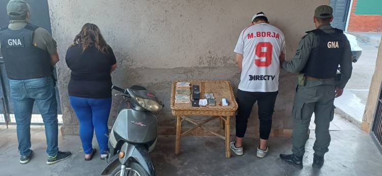 Detienen a tres personas por la venta de medicamentos de procedencia ilícita