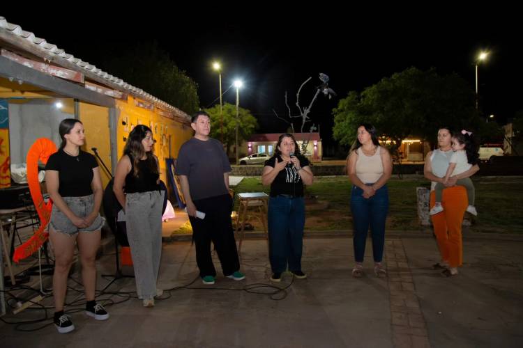 "Voces que Transforman" a través del arte concientizamos sobre la violencia contra la mujer