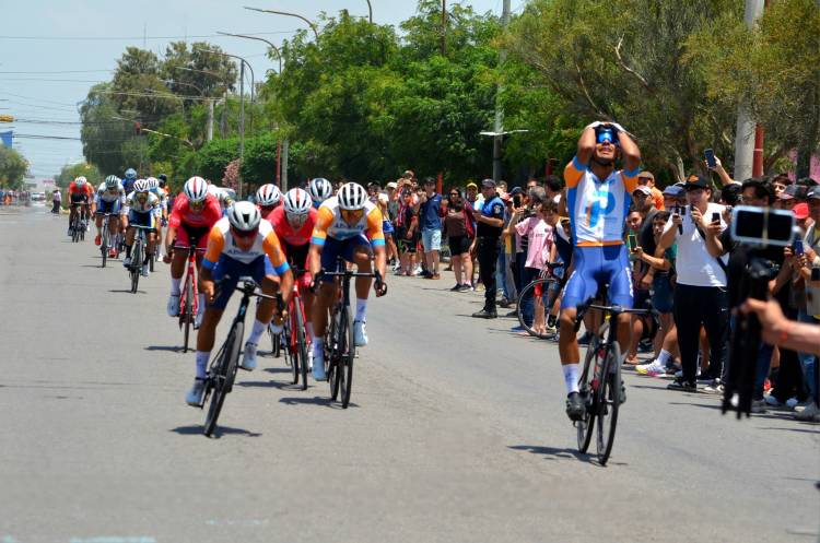 Rodrígo Díaz, de Pocito, se quedó con la edición 53 de la Clásica Doble Chepes
