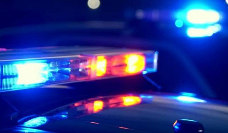 Cuatro detenidos tras incidentes y hallazgo de estupefacientes en la plaza principal de Chamical