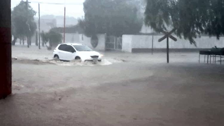 Intensas lluvias en el Departamento Rosario Vera Peñaloza: varios parajes superaron los 150 milímetros
