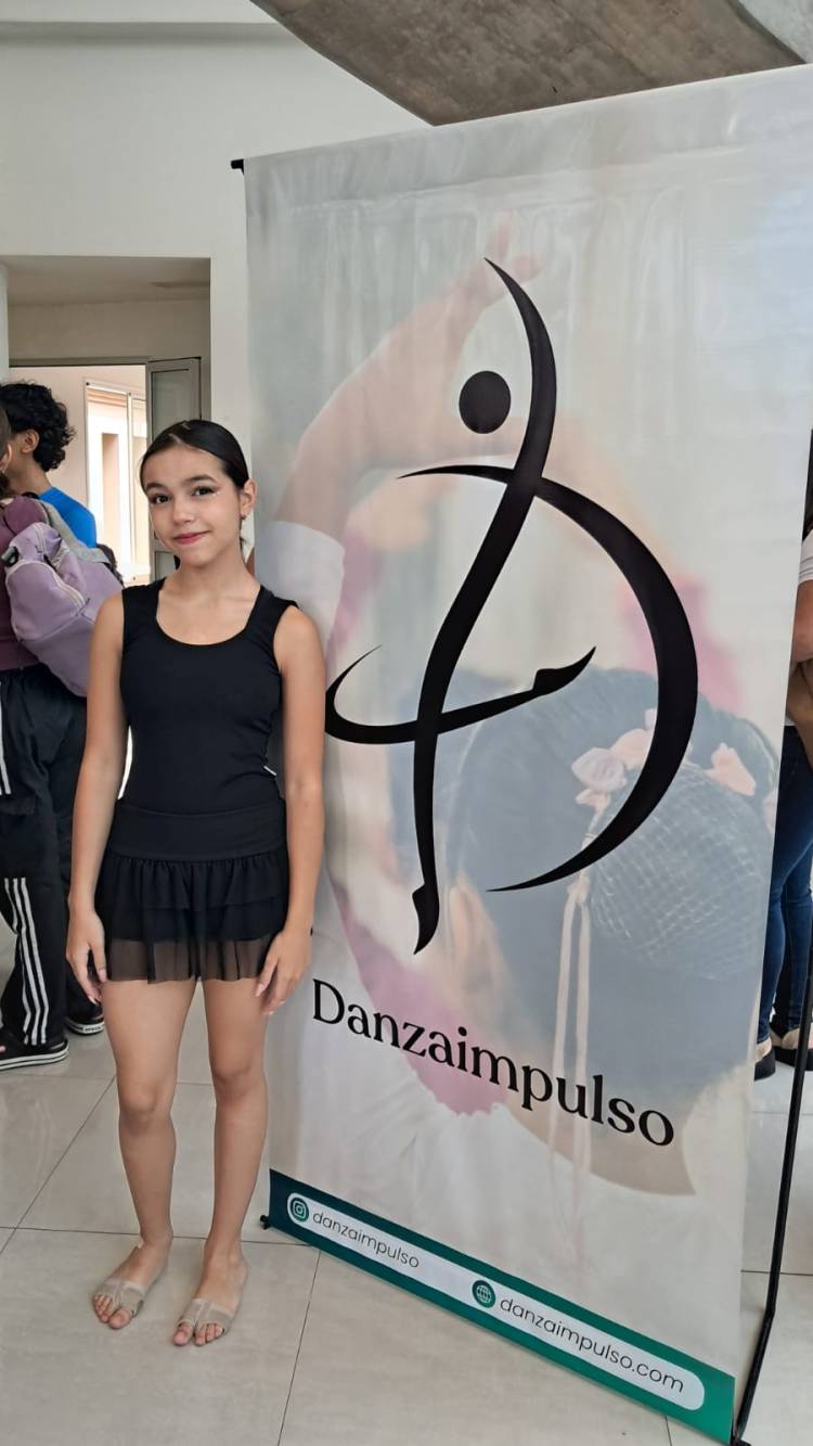 Alumna del Instituto Profesional Aamaal Dance ganó una beca para participar de un certamen en Entre Ríos