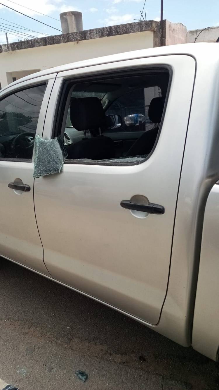 Detuvieron a un hombre por un robo y causó daños a un móvil policial en Chamical